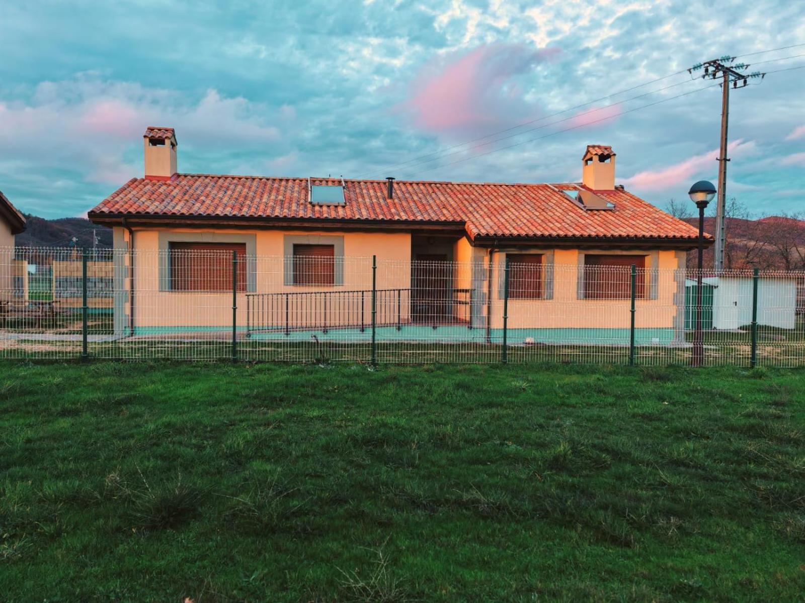 Casas Rurales Cuatro Valles Naredo de Fenar Exterior foto